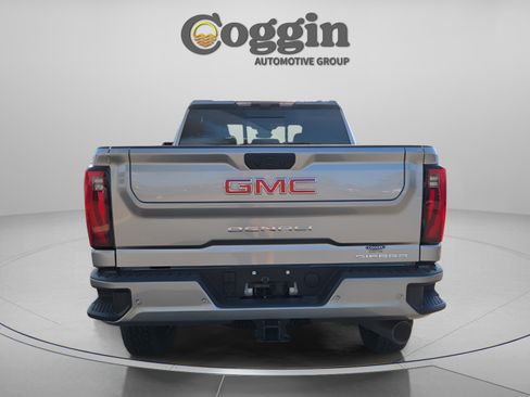 New 2025 GMC Sierra 2500 Denali w/ Denali Reserve Package image 4