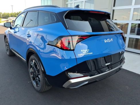 New 2026 Kia Sportage SX FWD image 8