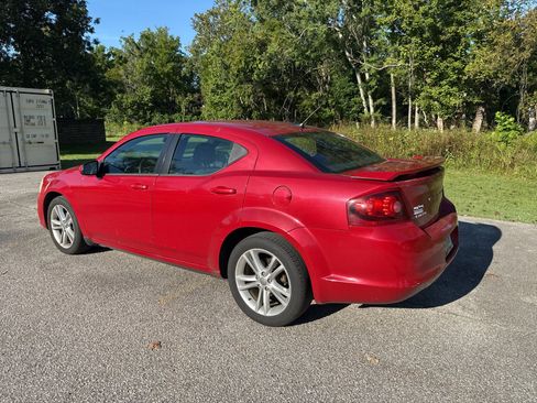 Used 2012 Dodge Avenger SXT Plus FWD image 5