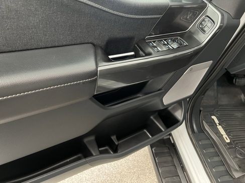 Used 2023 Ford F150 Lariat w/ Equipment Group 502A High image 29