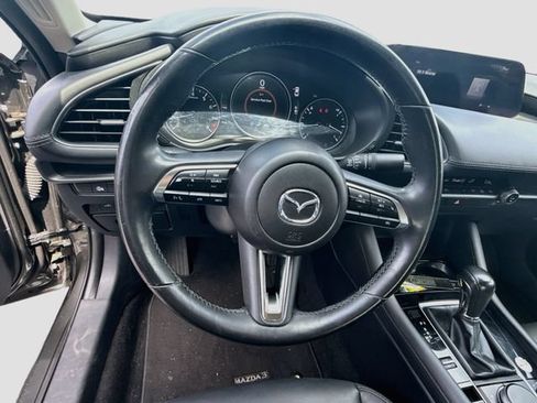 Used 2025 MAZDA MAZDA3 s FWD image 16