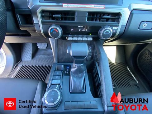 Certified 2025 Toyota Tacoma SR5 AWD/4WD image 41