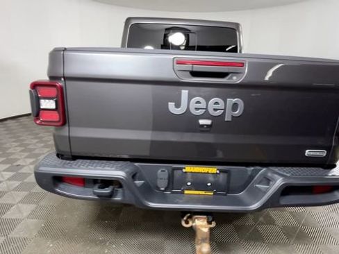 Used 2021 Jeep Gladiator Overland w/ Uconnect 4C Nav & Sound Group AWD/4WD image 6