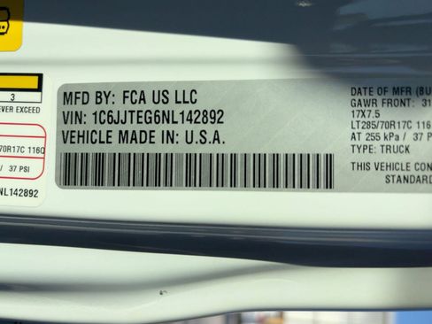 Used 2022 Jeep Gladiator Mojave w/ LED Lighting Group image 20