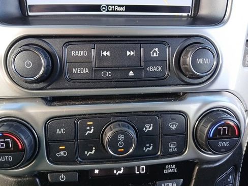 Used 2019 Chevrolet Suburban Premier w/ Premier Plus Edition image 52