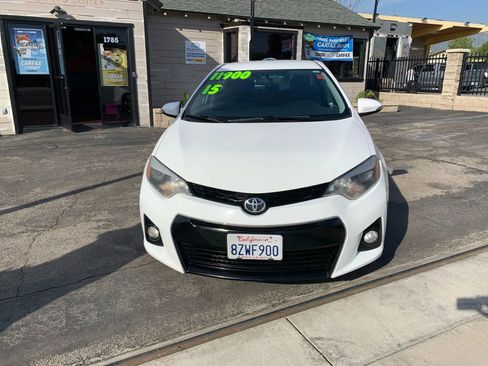 Used 2015 Toyota Corolla S image 3