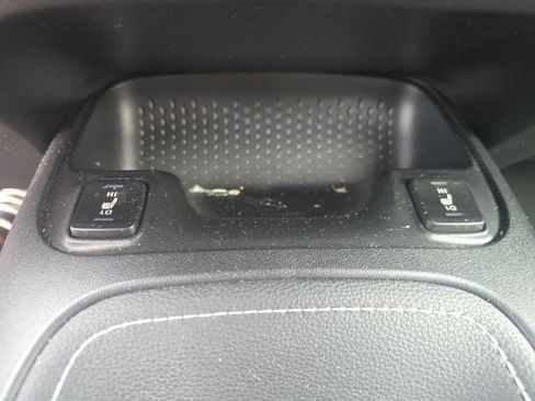 Used 2019 Toyota Corolla XSE FWD image 22