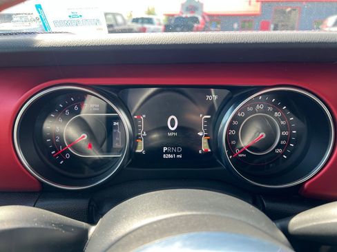 Used 2020 Jeep Wrangler Unlimited Rubicon w/ LED Lighting Group AWD/4WD image 32
