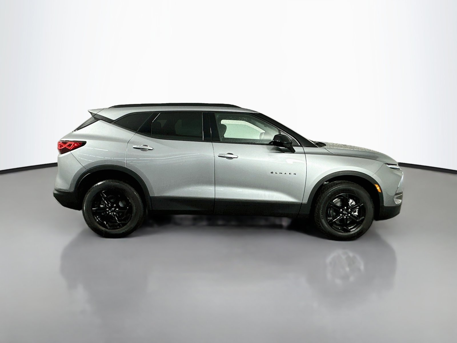 New 2026 Chevrolet Blazer LT w/ Midnight/Sport Edition AWD/4WD image 8