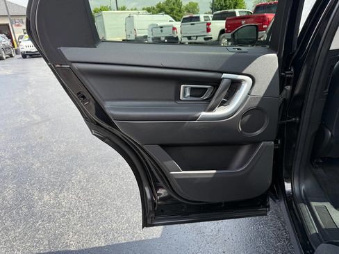 Used 2018 Land Rover Discovery Sport HSE AWD/4WD image 20