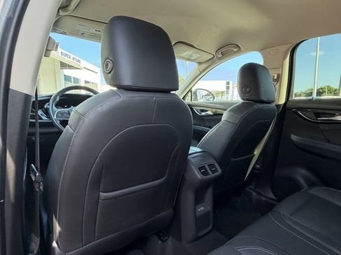 Used 2021 Buick Envision Essence w/ Sport Touring Package FWD image 16