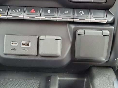 Certified 2022 Chevrolet Silverado 1500 High Country w/ Safety Package II image 31