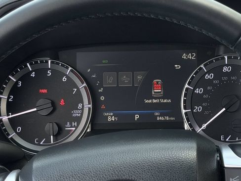Used 2023 Toyota Highlander LE FWD image 16