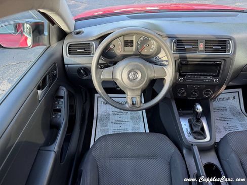Used 2014 Volkswagen Jetta S FWD image 14