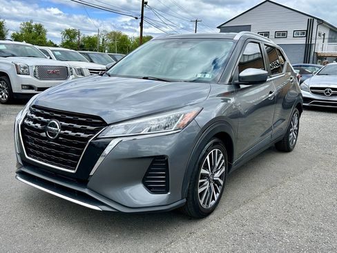 Used 2021 Nissan Kicks SV FWD image 4
