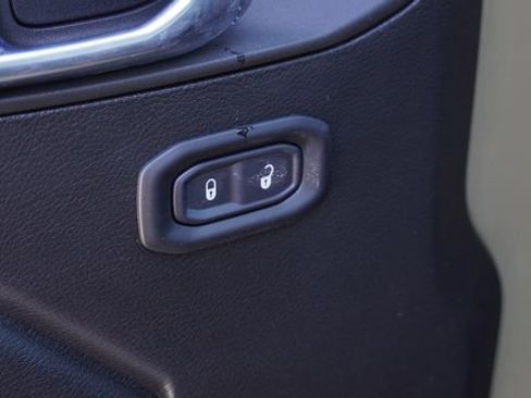 New 2026 Jeep Gladiator Sport image 18