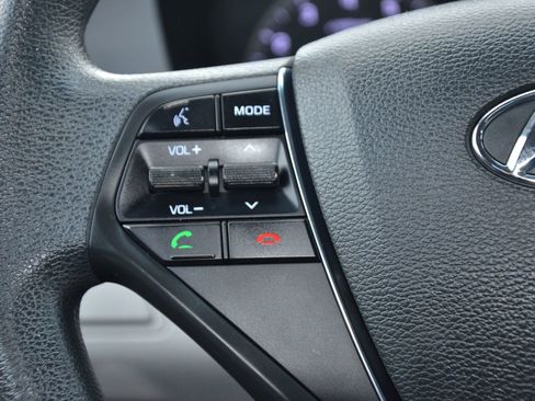 Used 2016 Hyundai Sonata SE w/ Cargo Package image 27