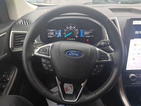 Used 2022 Ford Edge SEL w/ Convenience Package image 22