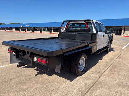 Used 2018 Ford F350 XL w/ Power Equipment Group AWD/4WD image 6