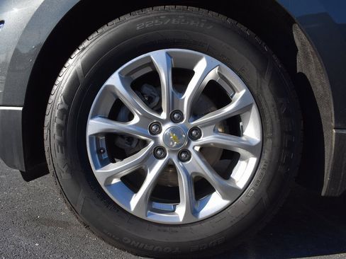 Used 2020 Chevrolet Equinox LT image 16