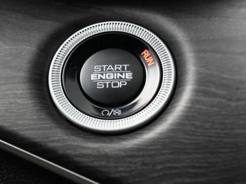 New 2025 Jeep Grand Cherokee Limited image 30