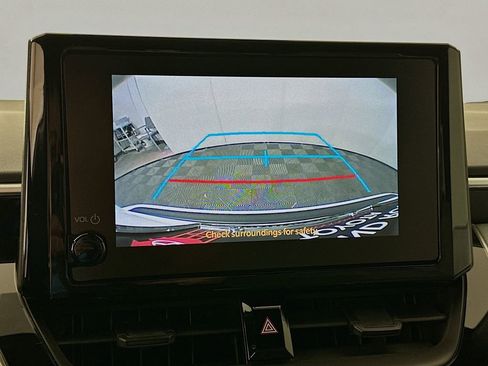 Used 2025 Toyota Corolla SE image 13