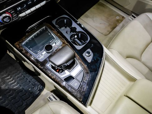 Used 2019 Audi Q7 3.0T Premium Plus w/ Premium Plus Package image 30