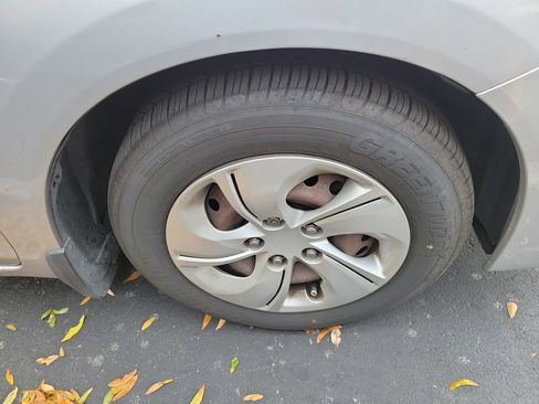 Used 2013 Honda Civic LX image 9