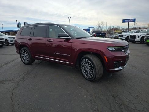 Used 2024 Jeep Grand Cherokee L Summit image 9