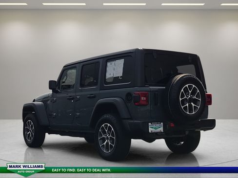 Used 2024 Jeep Wrangler Unlimited Sport AWD/4WD image 6