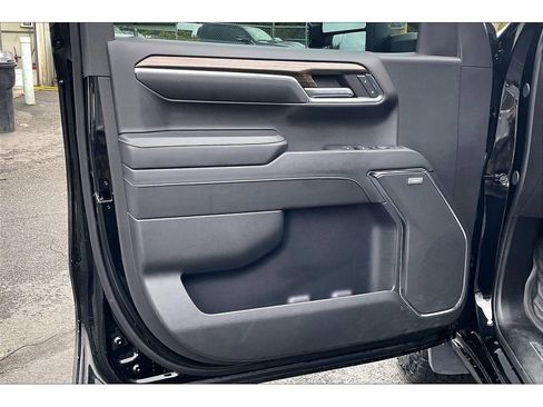 Used 2024 Chevrolet Silverado 1500 LT Trail Boss w/ LT Trail Boss Premium Package image 23