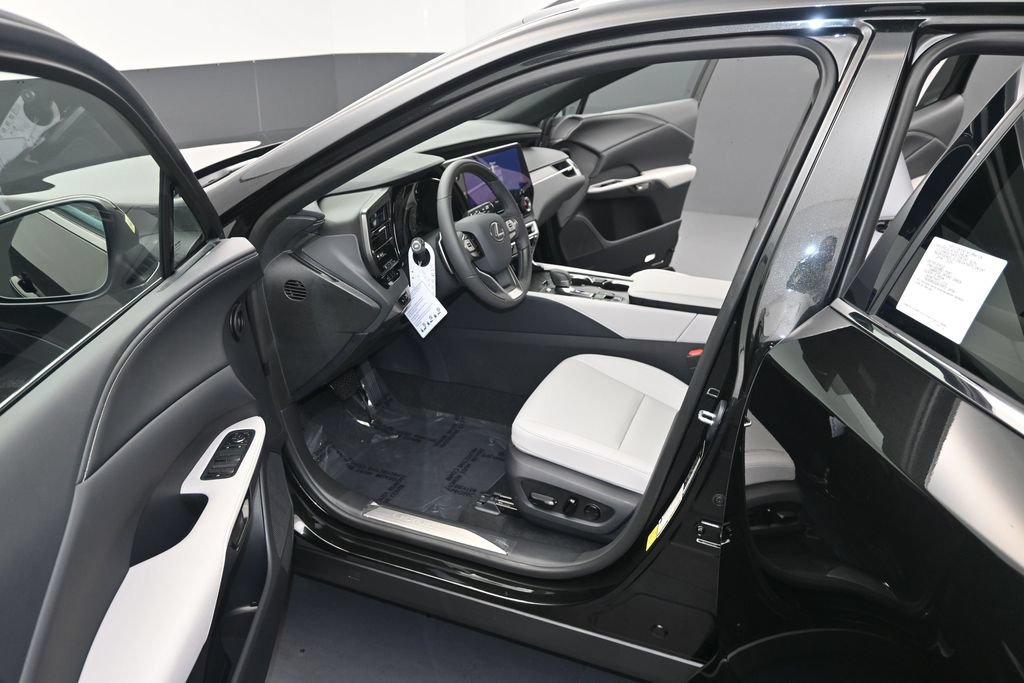 New 2026 Lexus RX 350h AWD/4WD image 13