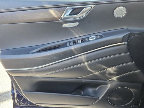 Used 2024 Genesis GV80 2.5T image 25