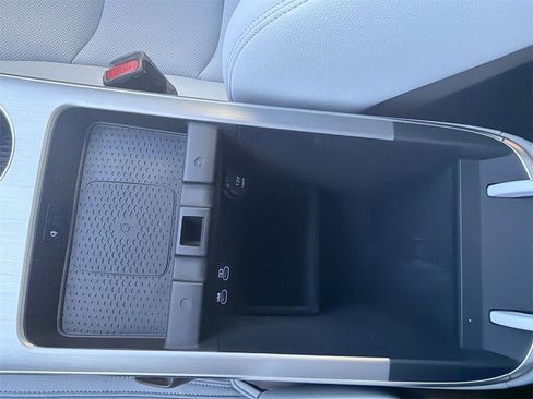 Used 2026 Genesis GV70 2.5T Advanced image 23