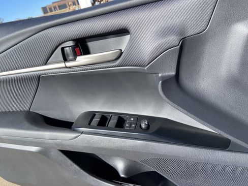 Used 2025 Toyota Camry SE image 46