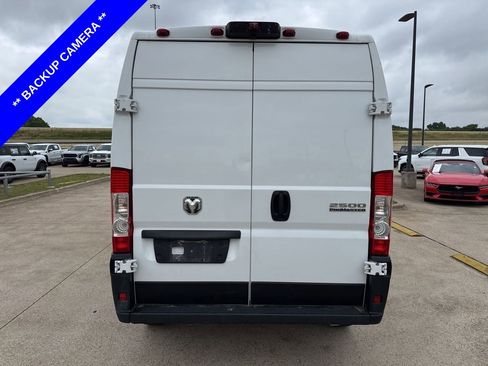 Used 2024 RAM ProMaster 2500 w/ Convenience Group FWD image 8
