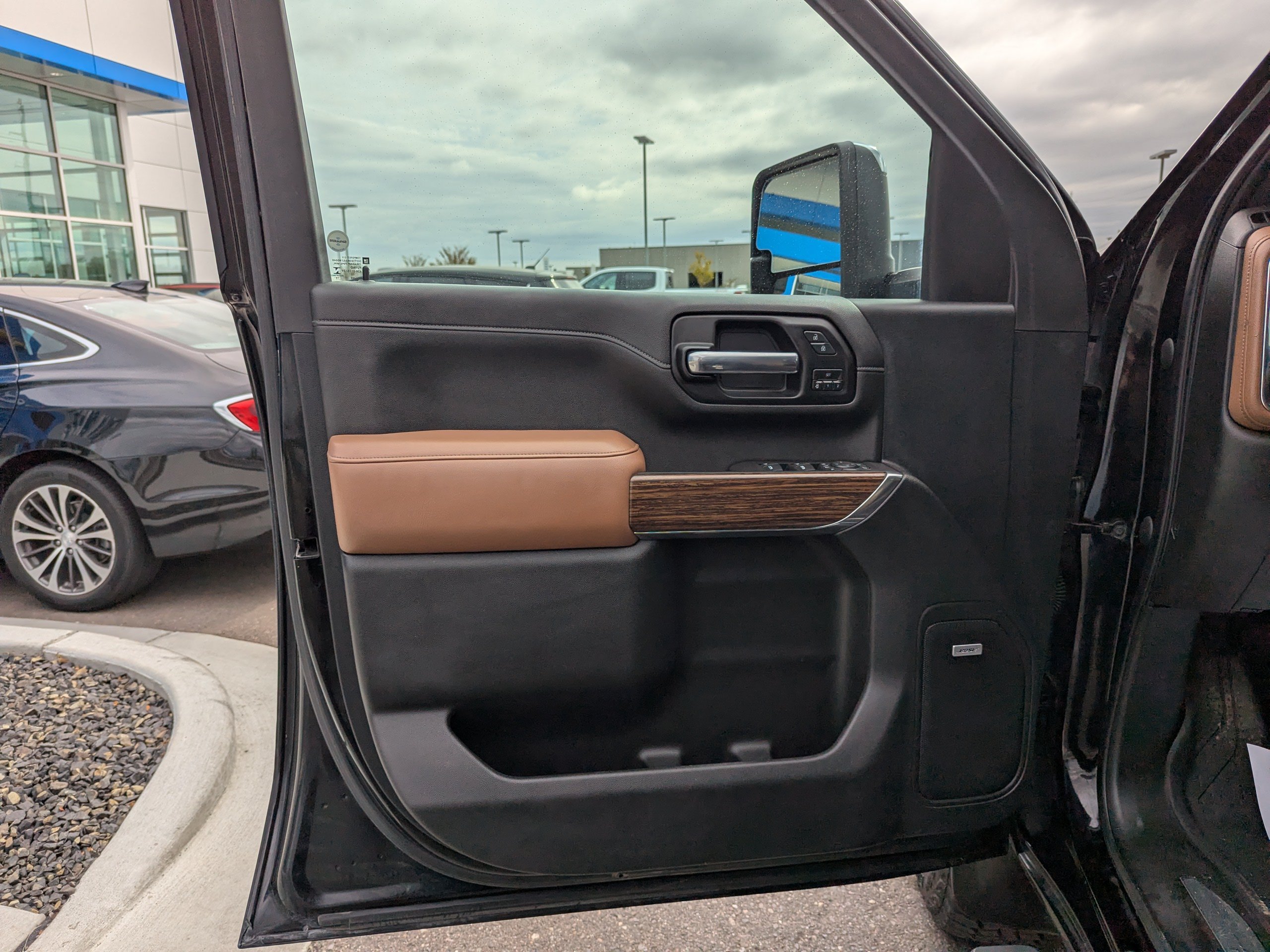 Certified 2020 Chevrolet Silverado 2500 High Country w/ Z71 Off-Road Package AWD/4WD image 10