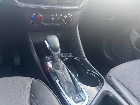 Used 2025 Buick Encore GX Preferred image 27