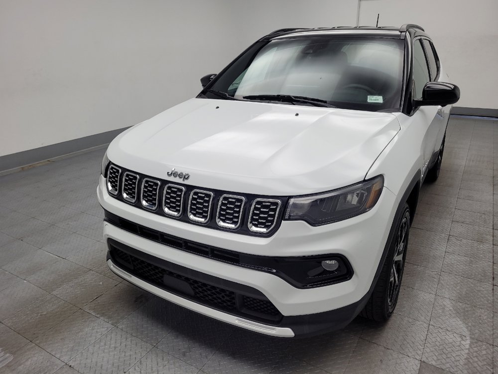 Used 2025 Jeep Compass Limited AWD/4WD image 15