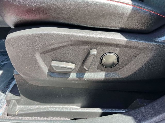 Certified 2024 Ford Edge ST-Line AWD/4WD image 31