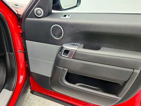 Used 2020 Land Rover Range Rover Sport HST image 27