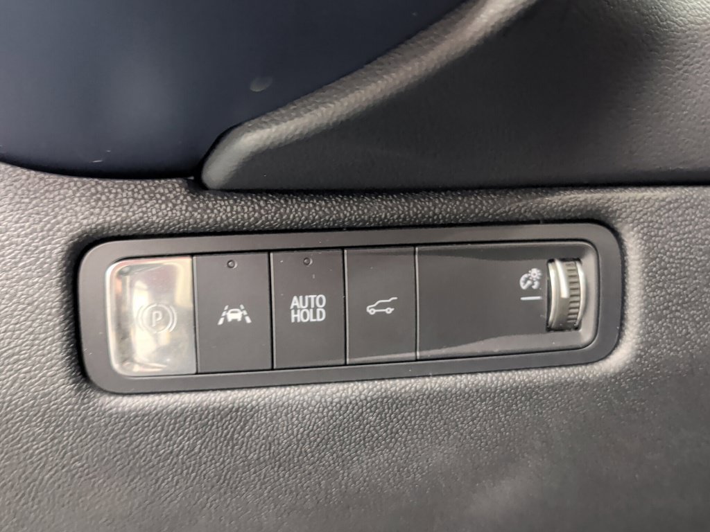 Used 2024 Chevrolet Equinox EV LT FWD image 11