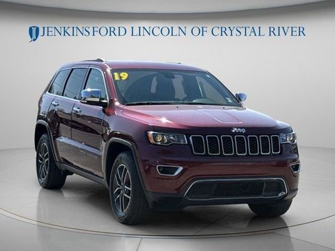 Used 2019 Jeep Grand Cherokee Limited RWD image 15