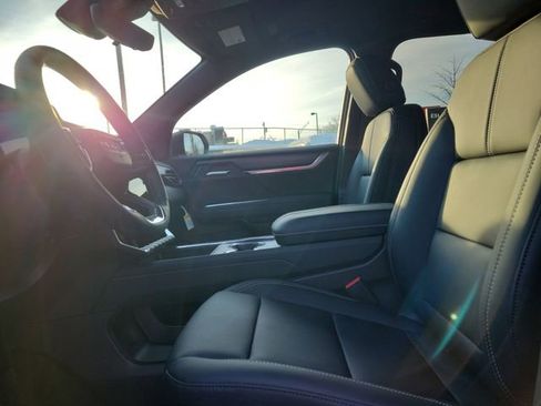 New 2026 GMC Acadia Elevation w/ Elevation Premium Package image 14