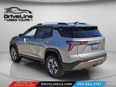 Used 2025 Chevrolet Equinox LT w/ Convenience Package II image 9