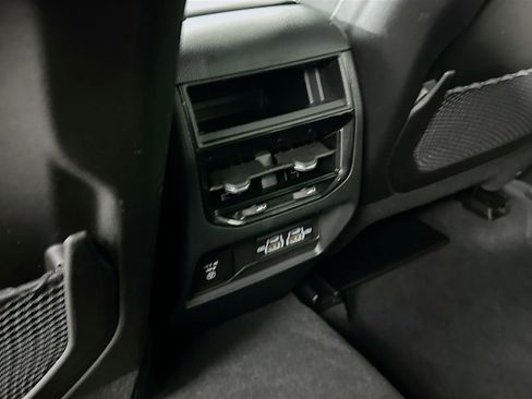 Certified 2024 Jeep Grand Cherokee Altitude image 35