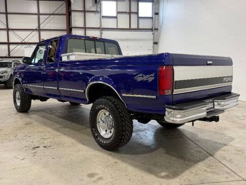 Used 1995 Ford F250 XLT image 11