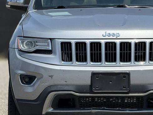 Used 2014 Jeep Grand Cherokee Limited w/ Luxury Group II AWD/4WD image 11
