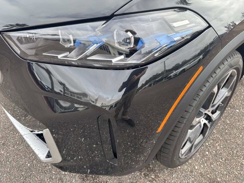 New 2026 BMW X5 xDrive50e w/ Premium Package image 9