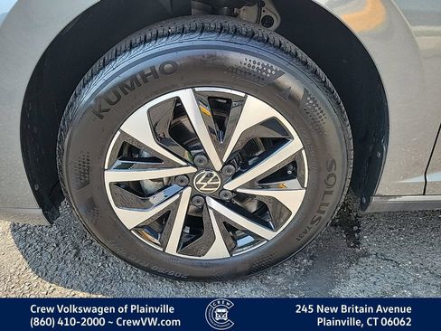 Certified 2025 Volkswagen Jetta S FWD image 17